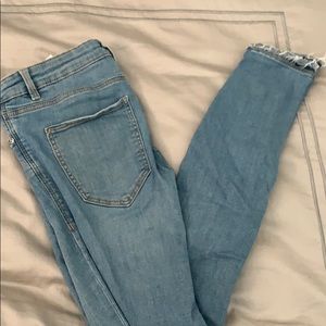 Zara Mid Waist Super Skinny Jeans